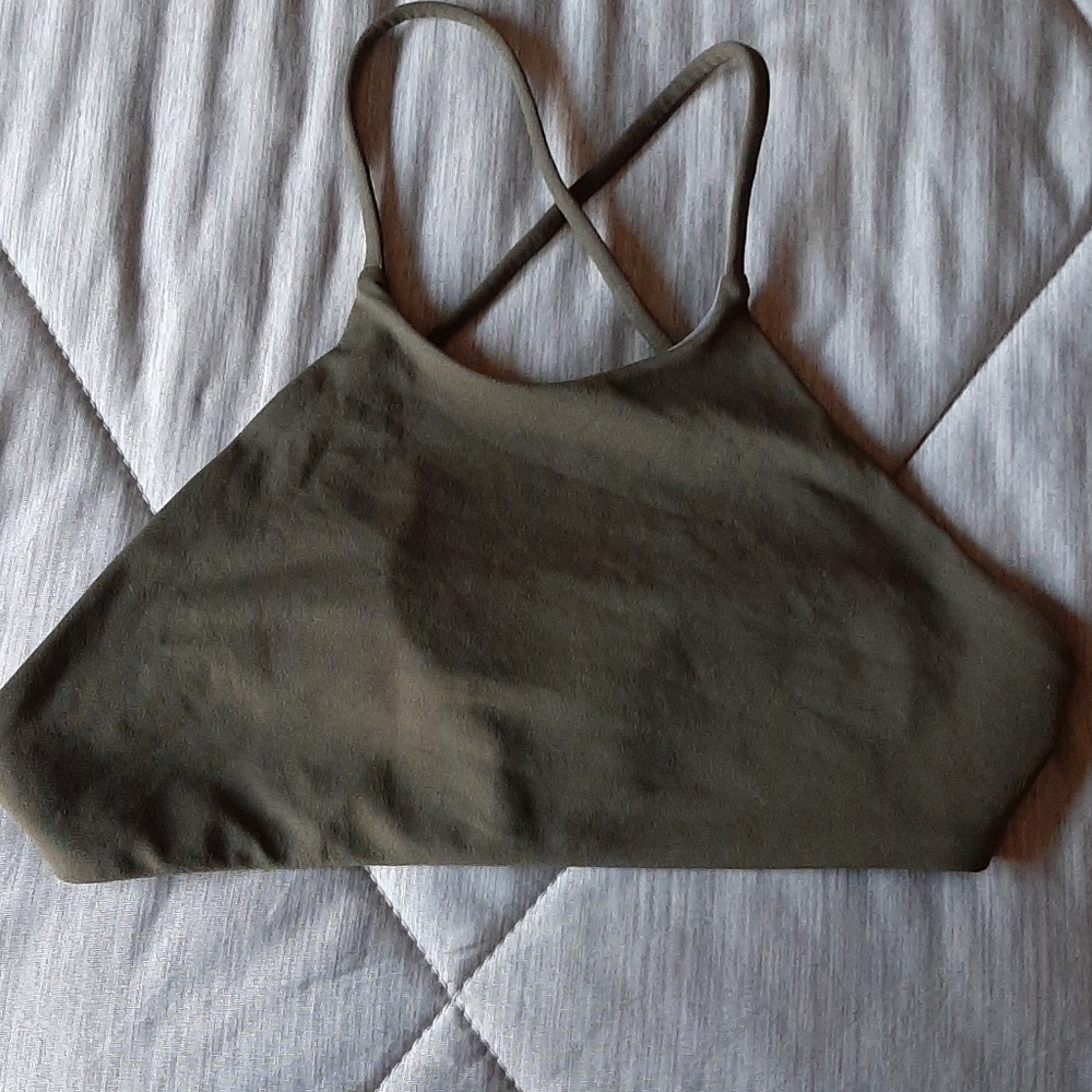Jolyn Jones swim top